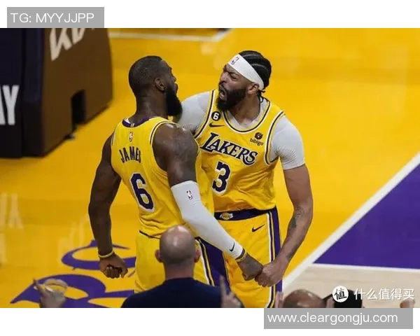 热火与湖人激战正酣雨燕直播全程带你感受篮球魅力与激情