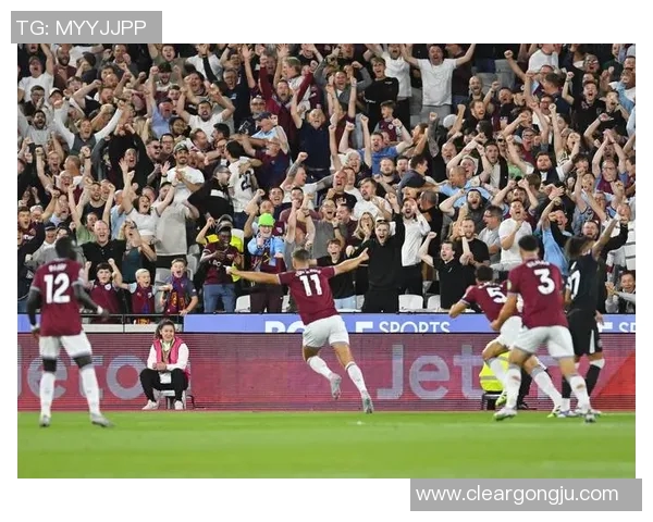 加的夫城与西汉姆联的精彩对决展现英超球队的实力与魅力