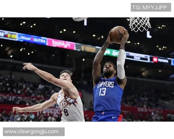 快船与爵士季后赛激战回顾球队表现与关键时刻分析 快船与爵士季后赛激战回顾球队表现与关键时刻分析