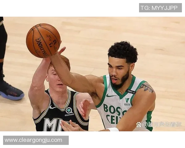 凯尔特人对决快传展现精彩篮球对抗与战术博弈